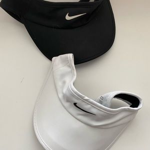 Black and white Nike visor